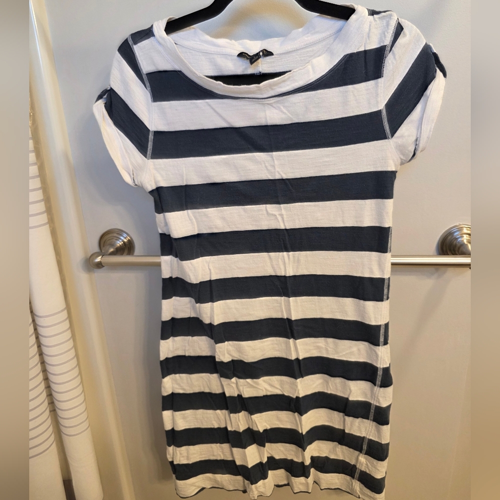 Banana Republic Black and White Casual Short Sleeve Dress